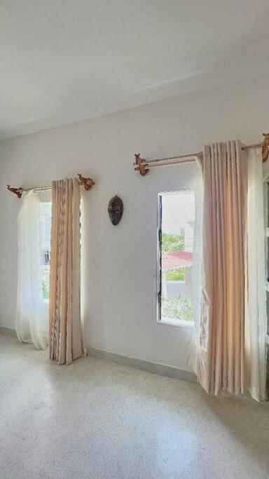 White Villa - Paparemo Beach Watamu Dış mekan fotoğraf