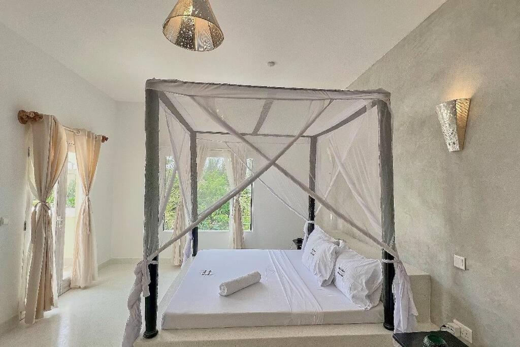 White Villa - Paparemo Beach Watamu Dış mekan fotoğraf